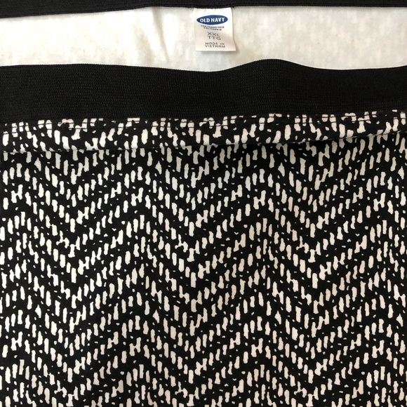 ✨BNWOT - Women’s Old Navy Elastic Waist Mini Skirt - Size XXL✨ - Picture 2 of 3